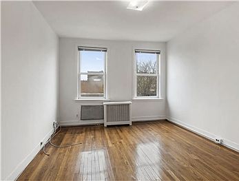 1st image of 1869 Mayflower Ave #2