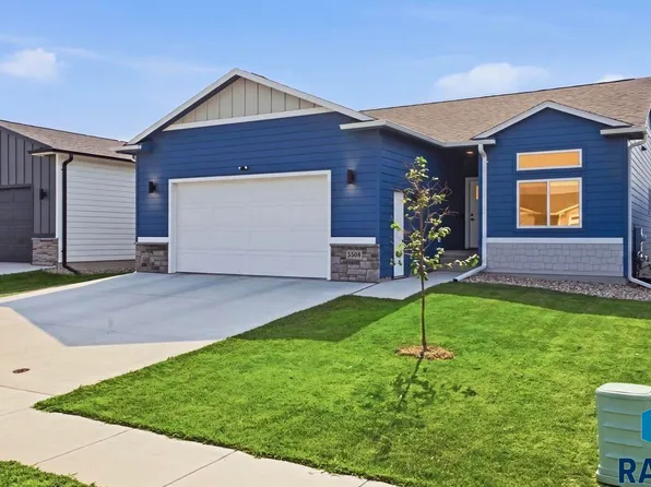 S Spirea Ave, Sioux Falls, SD 57108
