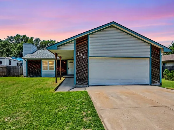 155 Champion St, Haysville, KS 67060