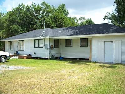 1st image of 907 Shady Ln