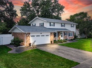 513 Crestmore Ave, Mattoon, IL 61938