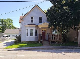 317 East Ave APT 1, Lewiston, ME 04240