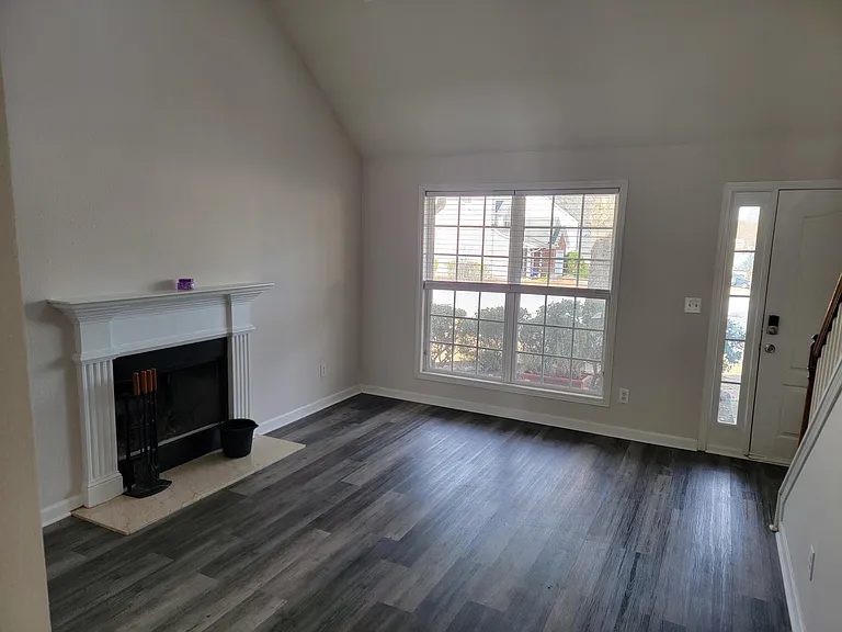 6565 White Walnut Way — Photo 11
