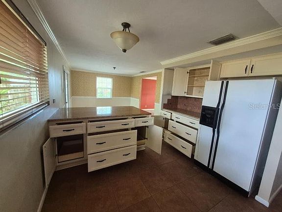 5th image of 1702 Ketch Pl