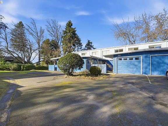 3rd image of 1438 Quaker St