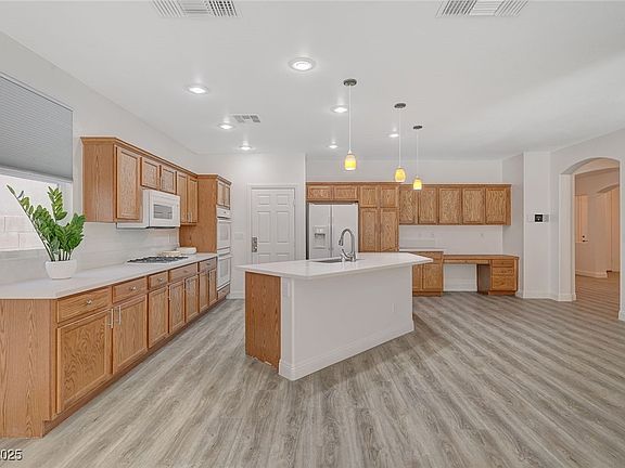 4th image of 7605 Tiny Tortoise St
