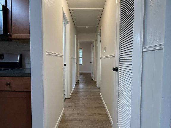 5th image of 137 Antigua Dr