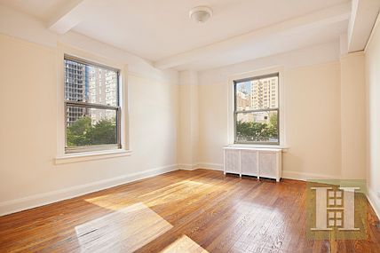5th image of 315 E 68th St APT 4E