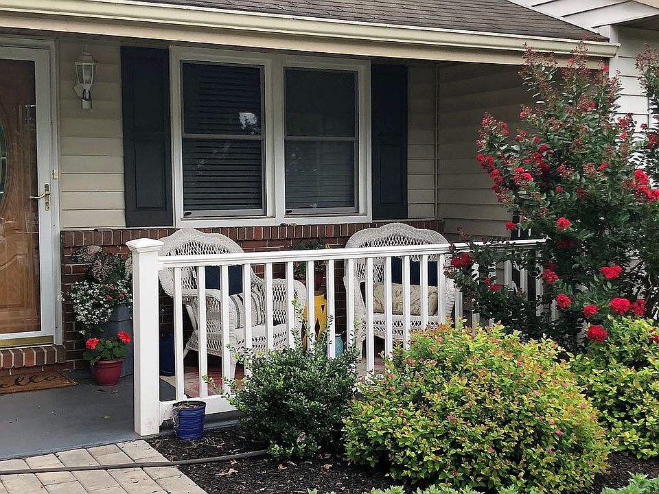 1st image of 111 Westmore Way