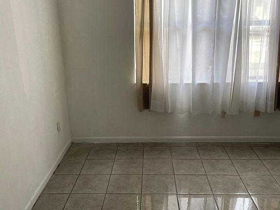 4th image of 3204 SW 26th Ter #A