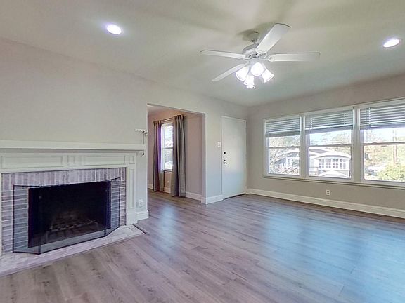 5th image of 5940 Majestic Ave