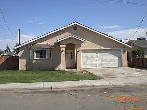 2nd image of 2961 S Clara Ave