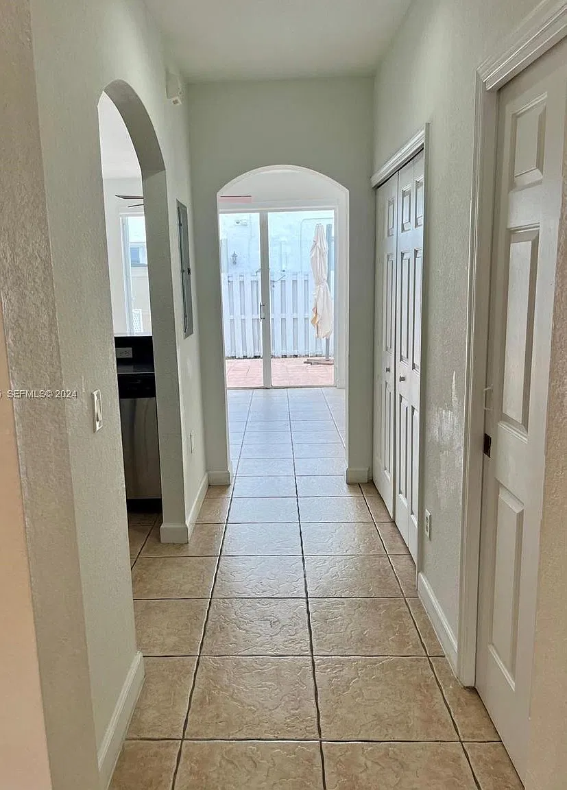 SW 159th Ave, Miramar — Photo 4