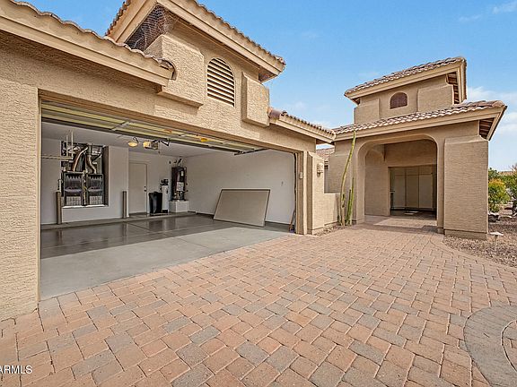 3rd image of 24415 S AGATE Drive