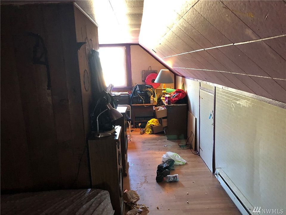 2nd image of 1647 E 34th St