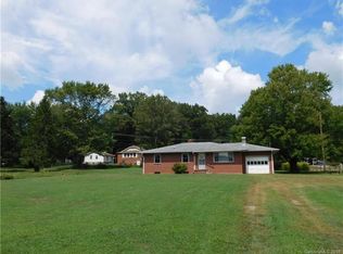 1005 Hendersonville Hwy, Pisgah Forest, NC 28768