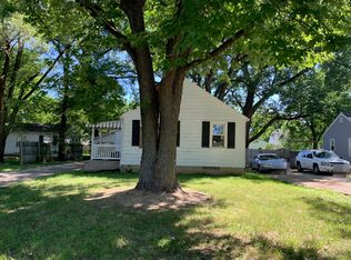 3218 N Gale Ave, Peoria, IL