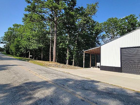 3rd image of 1535 County Road 152