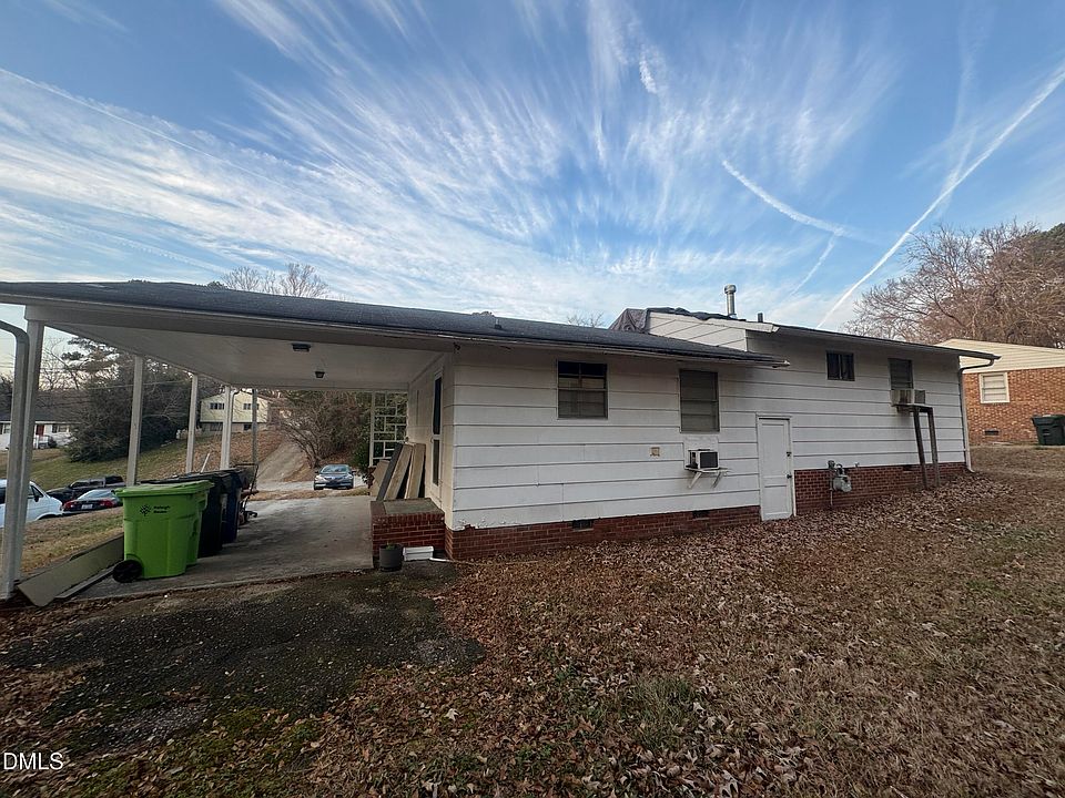2nd image of 2013 Waters Dr