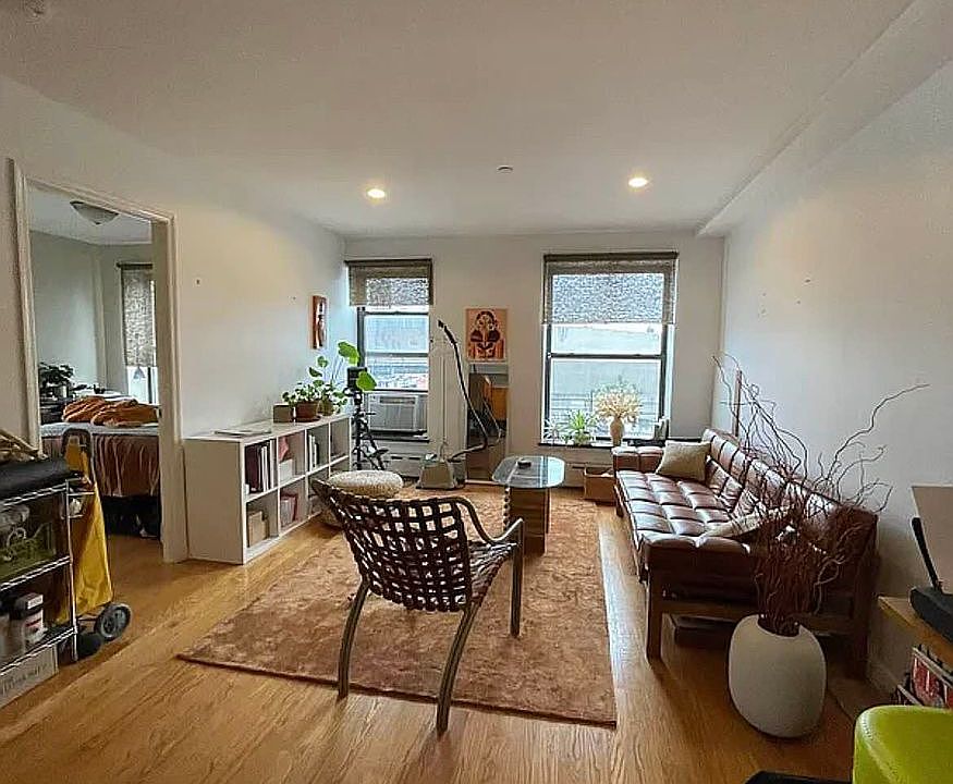 1st image of 28 Graham Ave #4F