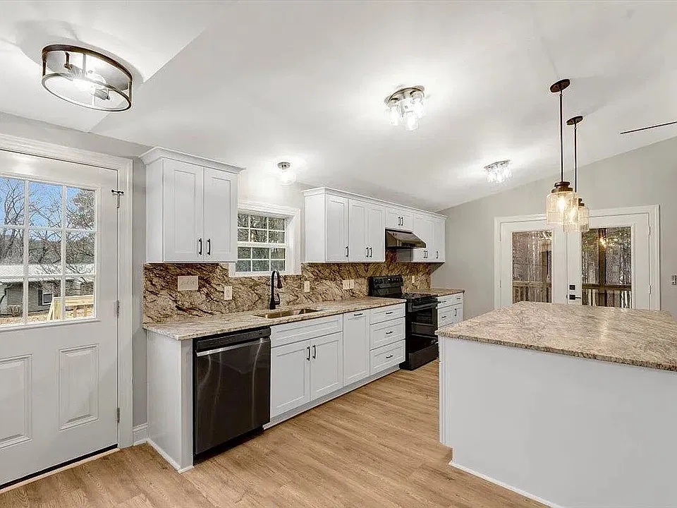 950 Cedar Cove Rd