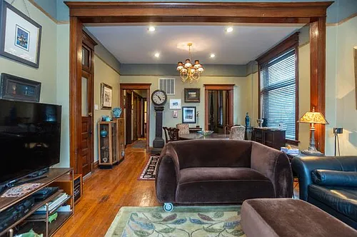 2454 N Spaulding Ave #1 Photo 1