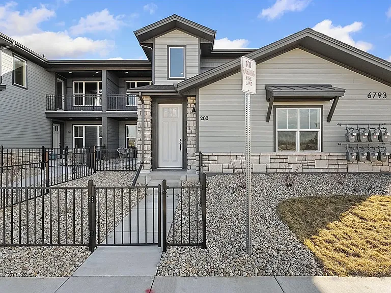 6793 Maple Leaf Dr #202 — Photo 20