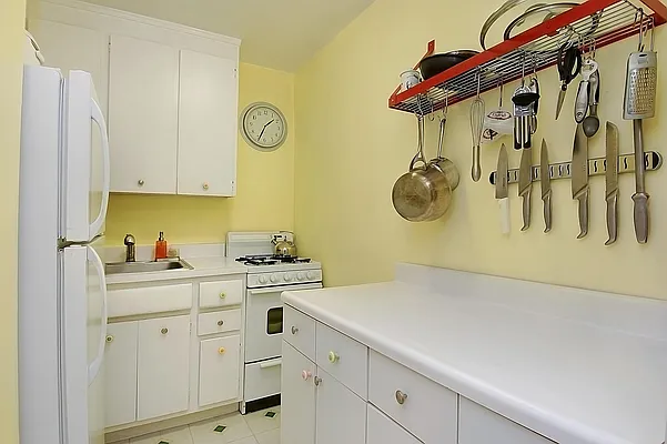 Sold by Corcoran | media 13