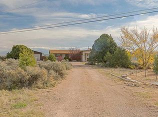 4 Erie Ln, White Rock, NM 87544