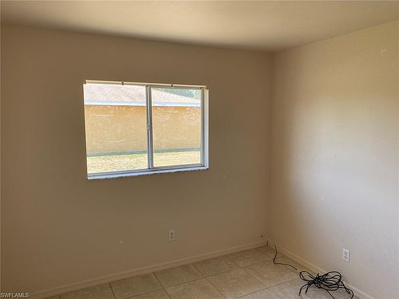 5th image of 1029 Jaguar Blvd