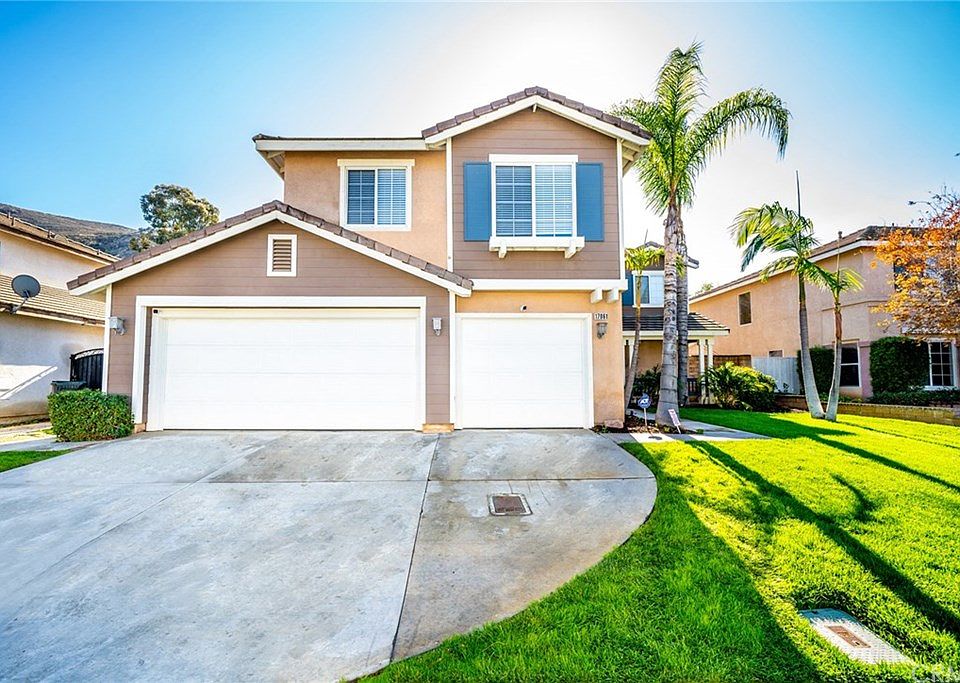 1st image of 17061 La Vida Ct
