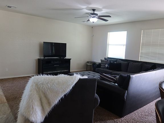 3rd image of 504 Valley Plum Dr