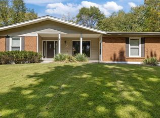 19087 Old Jamestown Rd, Florissant, MO 63034