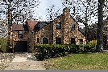 3rd image of 433 Ashland Pl