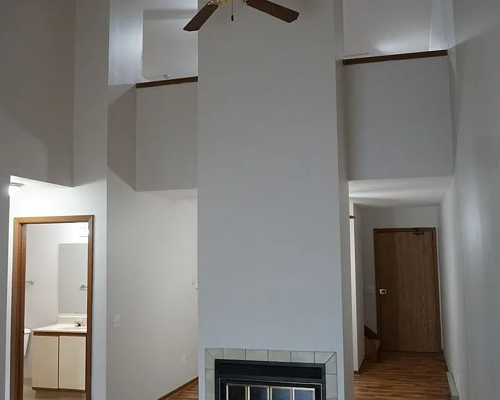 Orchard Village Apartments — Photo 223