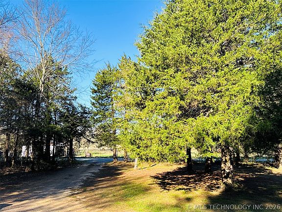 2nd image of 192238 N 4205th Rd