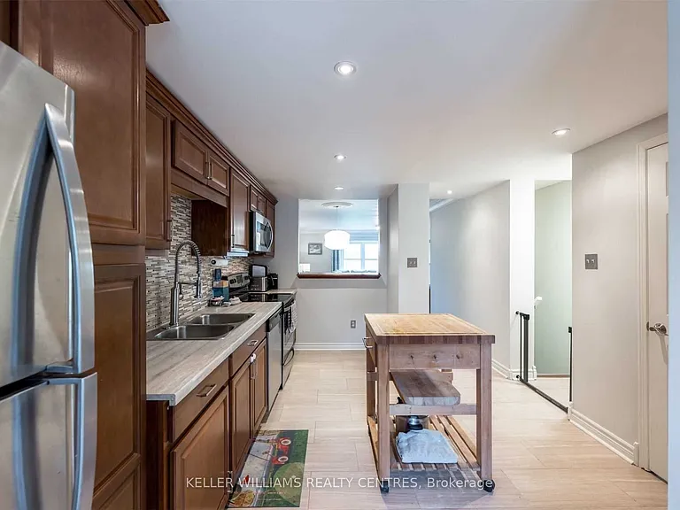 115 Main St S #21 — Photo 5