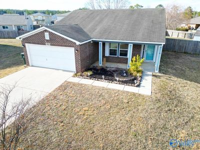 102 Firefly Ln, Owens X Rds, AL, 35763