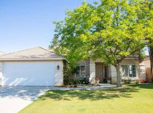 10800 Mirage Dr, Bakersfield, CA 93311