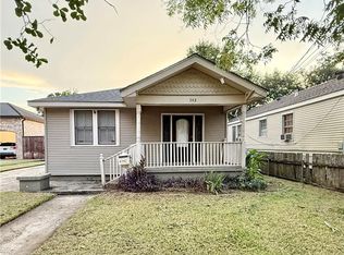 342 Metairie Lawn Dr, Metairie, LA 70001