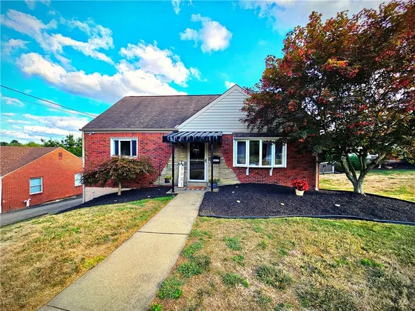 2637 Summit St, Bethel Park, PA 15102