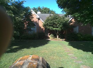 2411 Colfax Dr, Murfreesboro, TN 37129