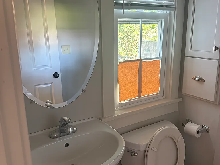 121 N Queen St #3 — Photo 10
