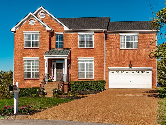 2nd image of 110 Yvonne Ct