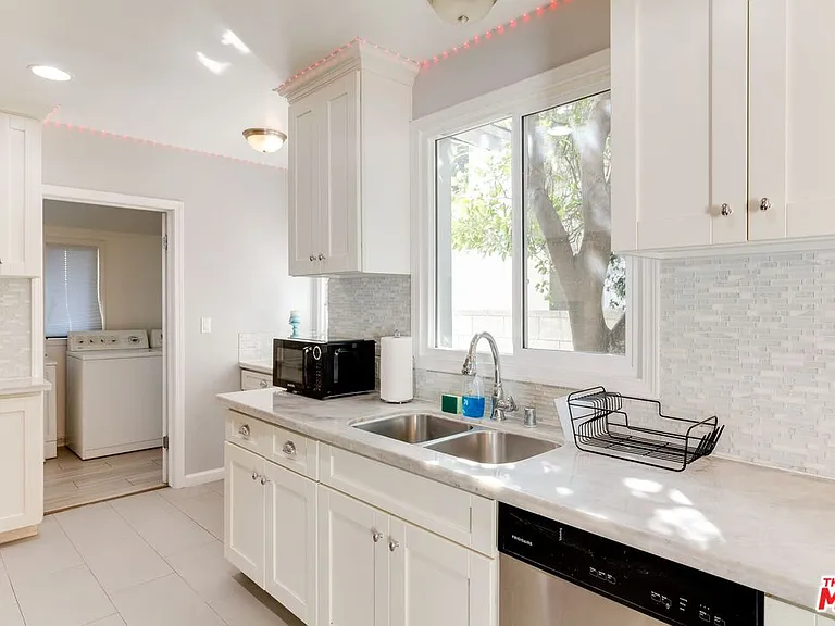 7553 Garden Grove Ave — Photo 11