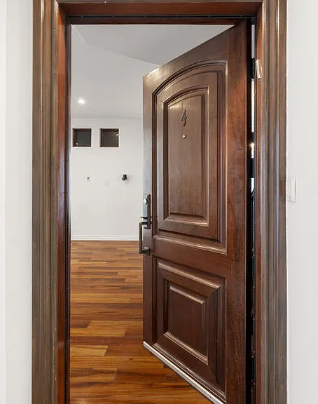 744 N Alfred St #104 — Photo 4