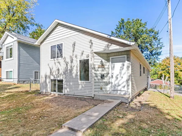 425 Jessamine Ave E, Saint Paul, MN 55101