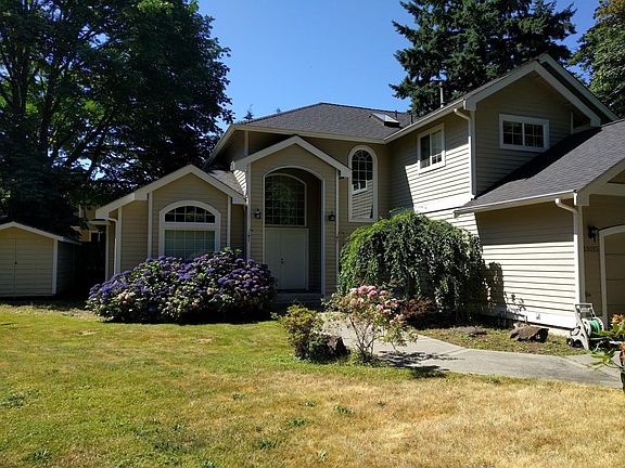 Front view 2 (lawn view)