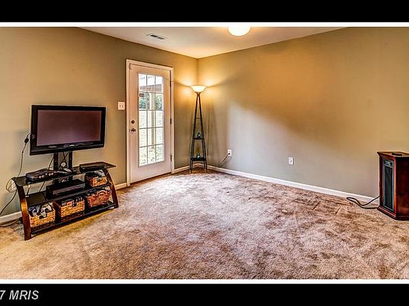 4th image of 11642 Amaralles Dr