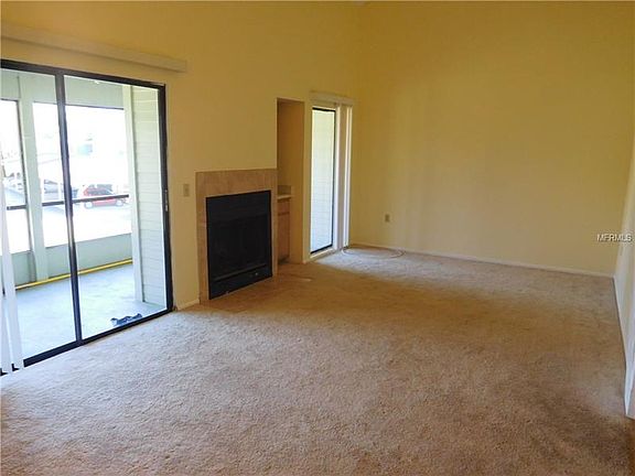 3rd image of 560 Breckenridge 209 Vlg